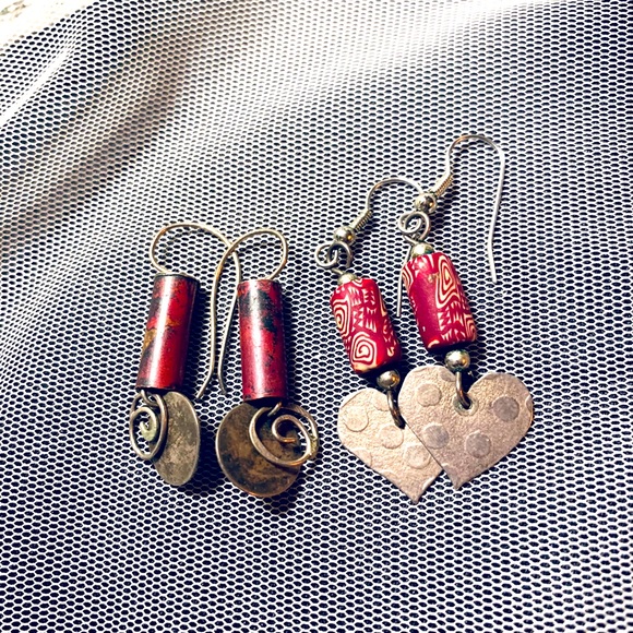 2/$20 Dangle Fimo heart spiral earrings - 2 Sets - Picture 1 of 5